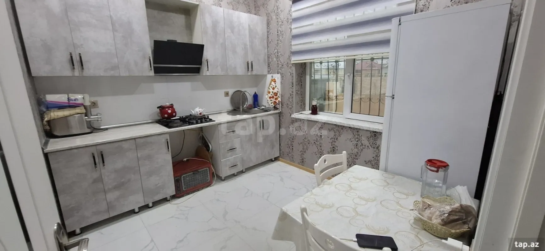 Satılır 4 otaqlı həyət evi