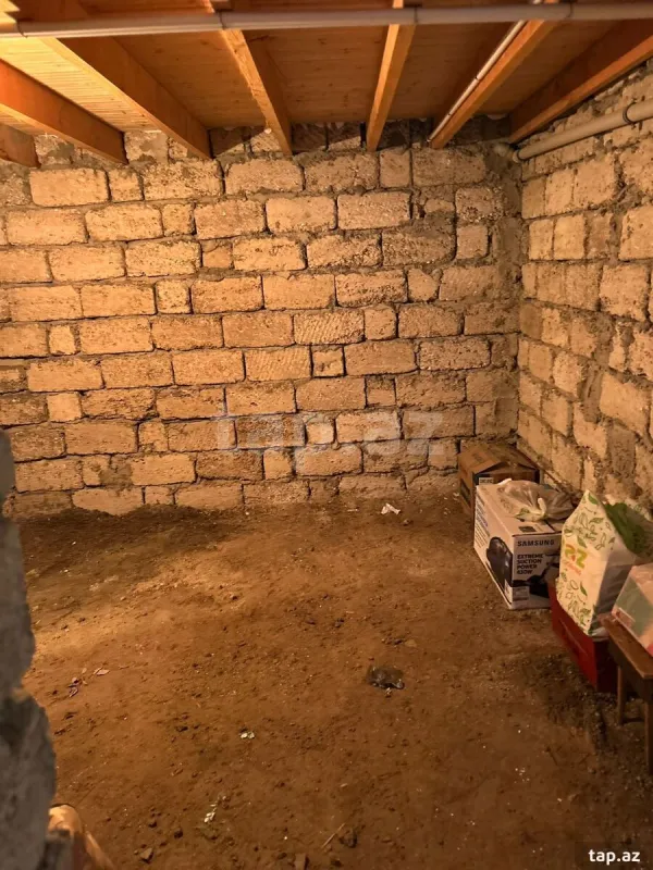 Satılır 4 otaqlı həyət evi