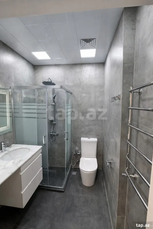 Satılır 2 otaqlı yeni tikili 60 m²