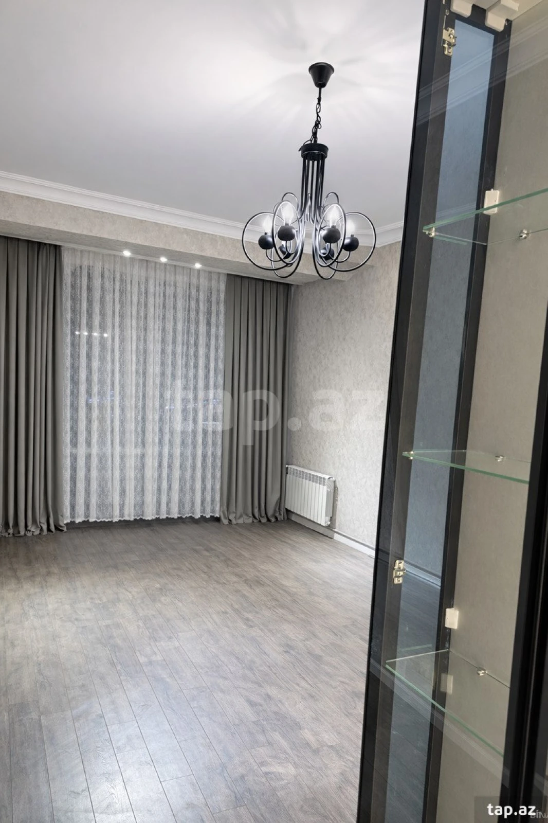 Satılır 2 otaqlı yeni tikili 60 m²