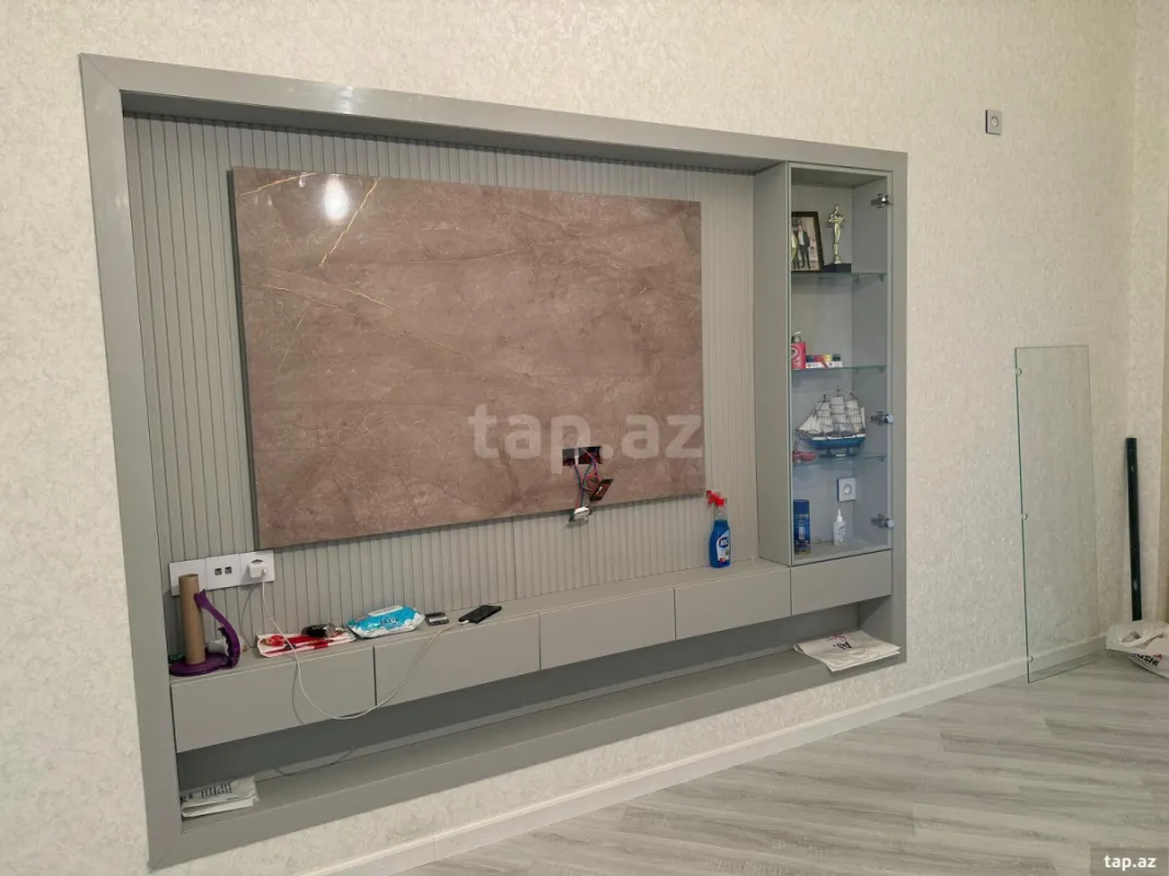 Satılır 2 otaqlı yeni tikili 60 m²