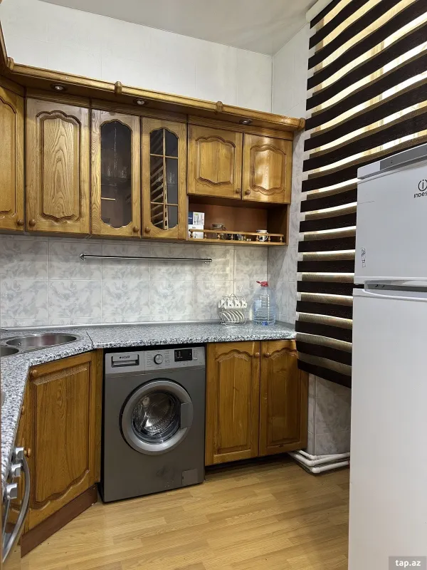 Kirayə verilir 3 otaqlı mənzil 100 m²