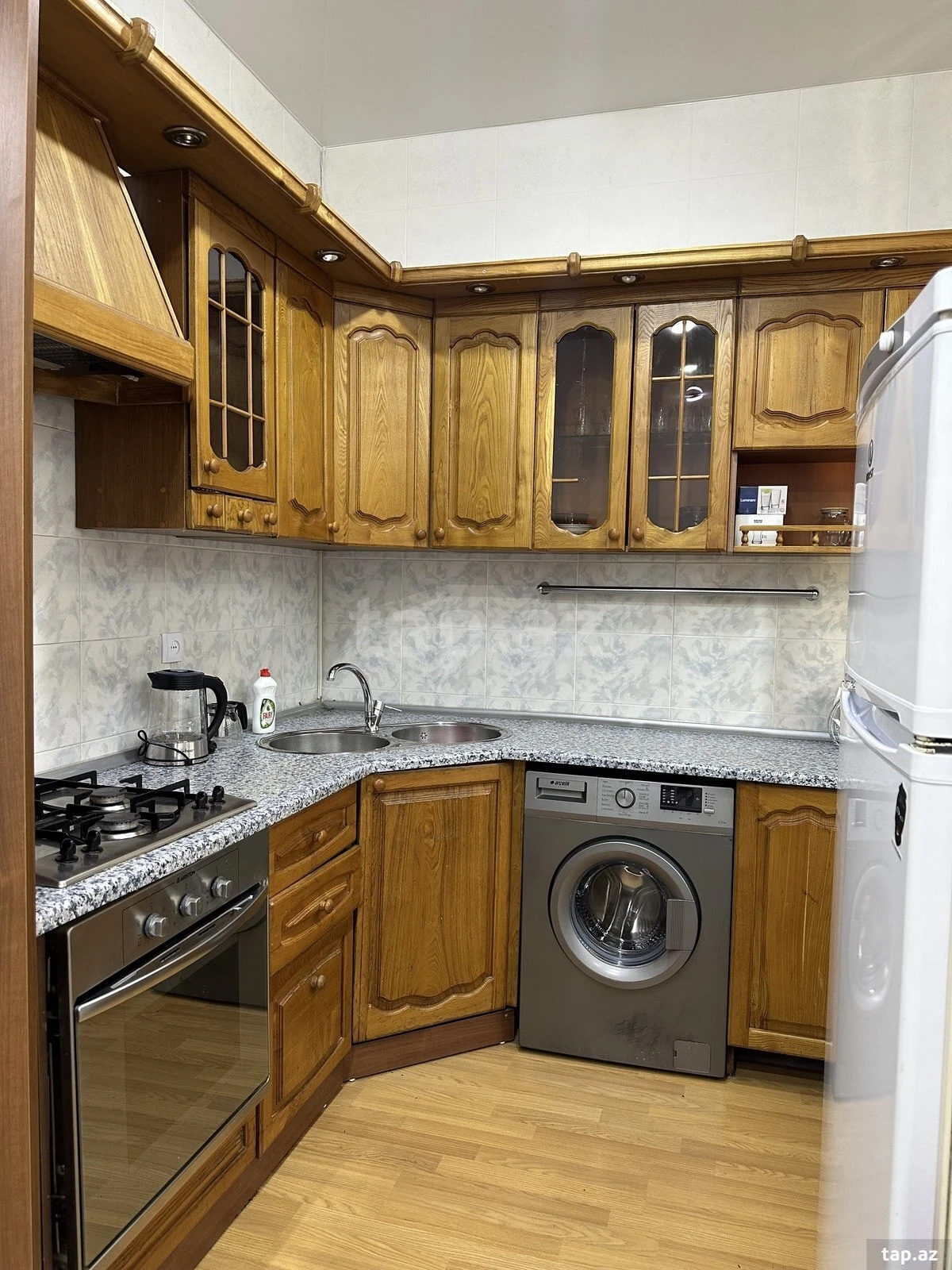 Kirayə verilir 3 otaqlı mənzil 100 m²