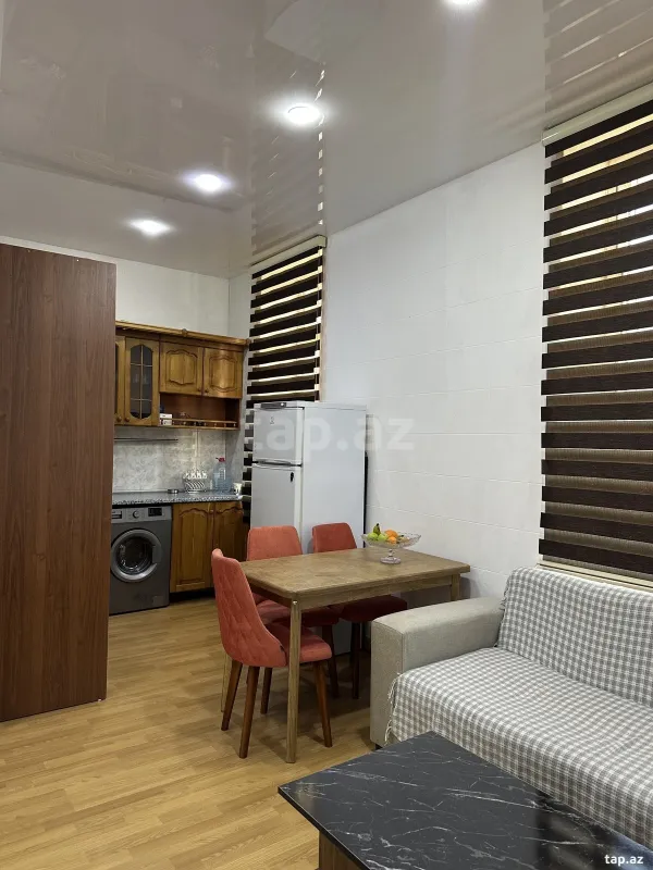 Kirayə verilir 3 otaqlı mənzil 100 m²