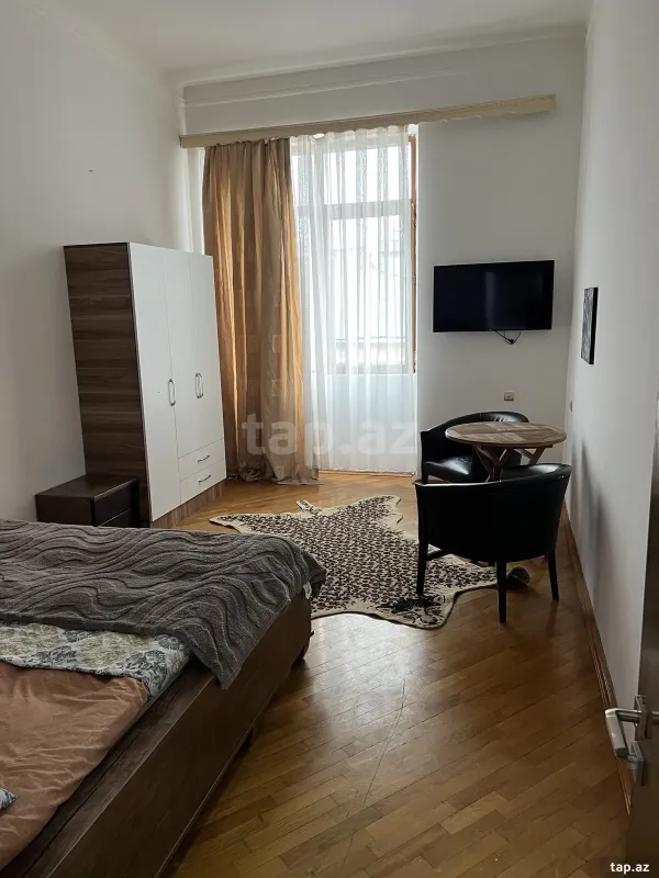 Kirayə verilir 3 otaqlı mənzil 100 m²