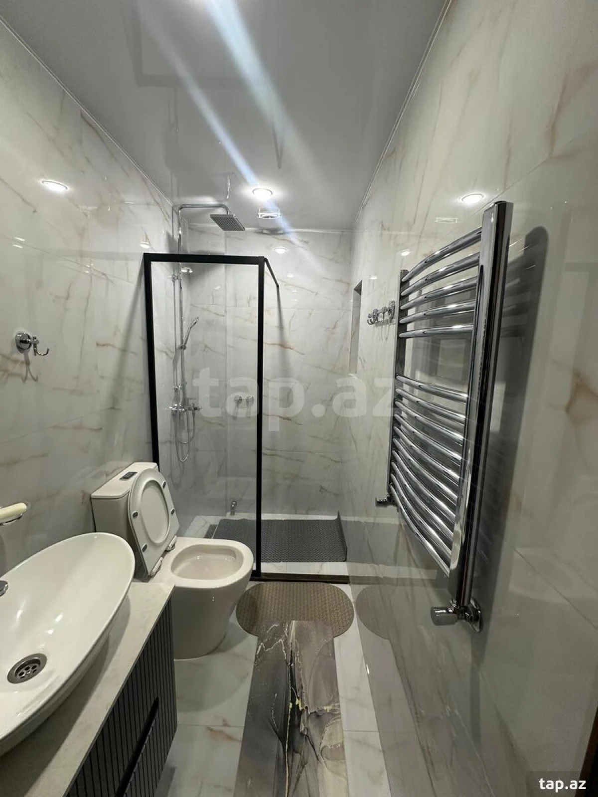 Kirayə verilir 2 otaqlı yeni tikili 75 m²