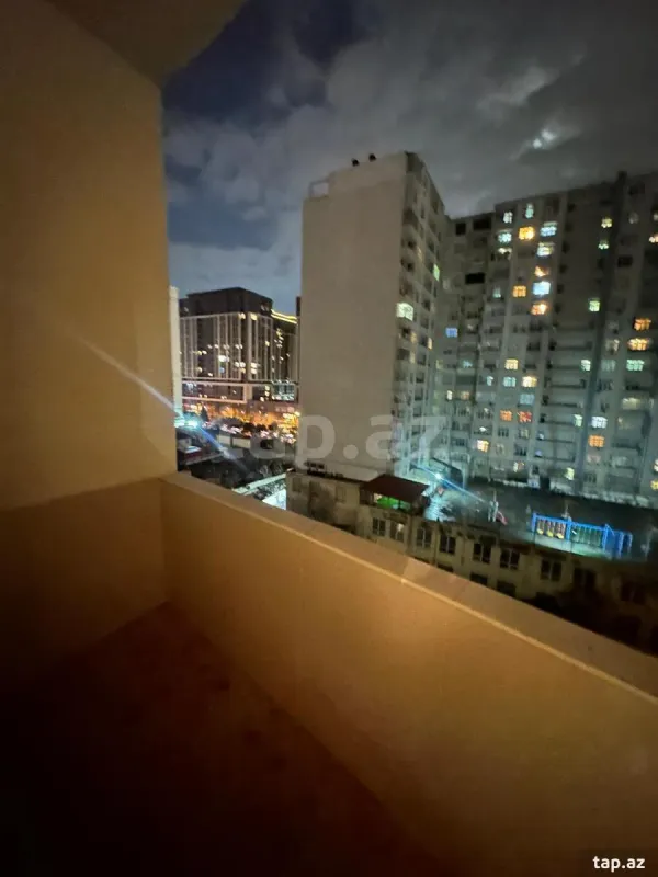 Kirayə verilir 2 otaqlı yeni tikili 75 m²