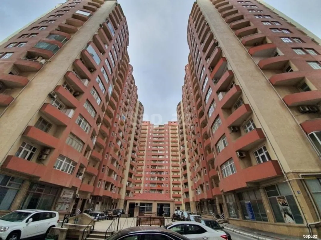 Kirayə verilir 2 otaqlı yeni tikili 75 m²