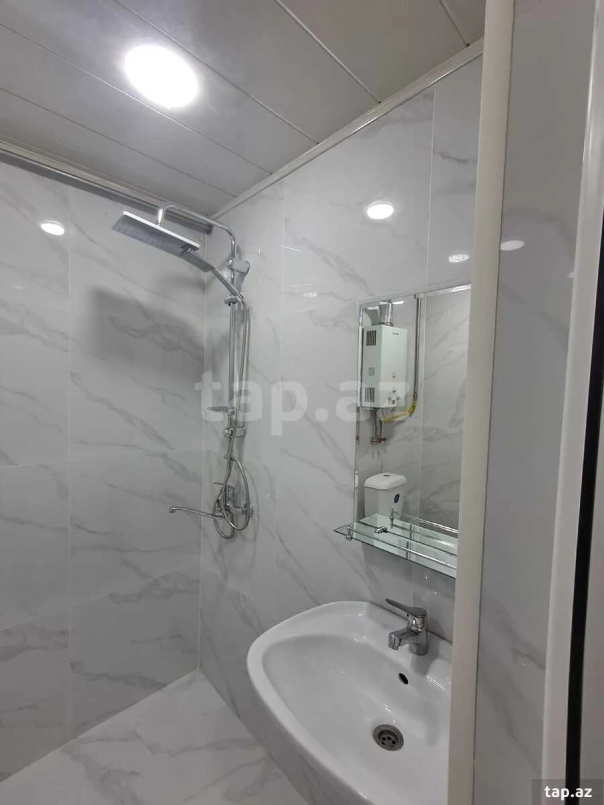 Satılır 2 otaqlı mənzil 55 m²