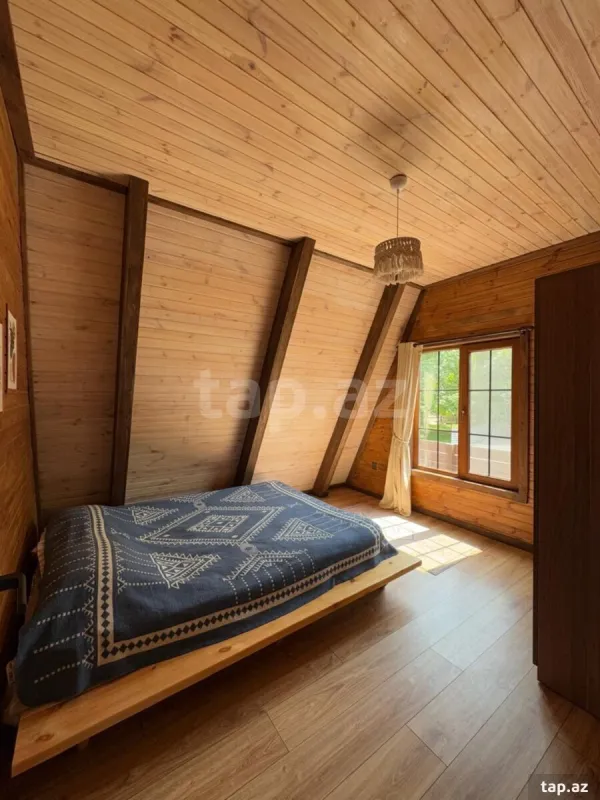 Kirayə verilir 3 otaqlı həyət evi