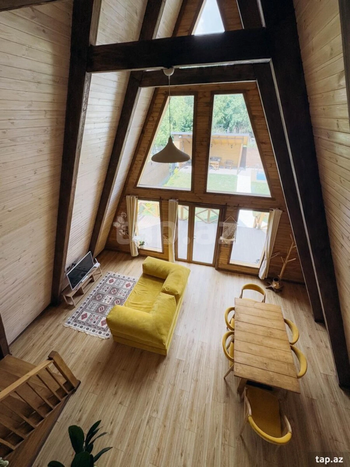 Kirayə verilir 3 otaqlı həyət evi