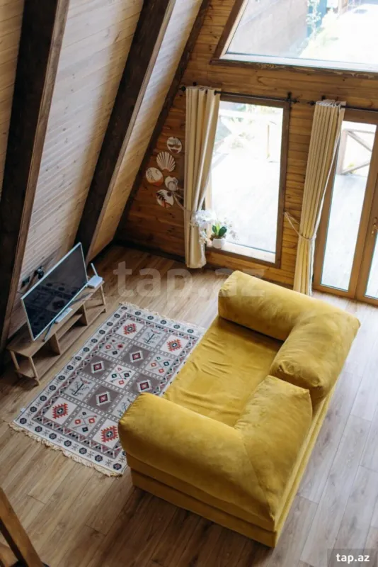 Kirayə verilir 3 otaqlı həyət evi