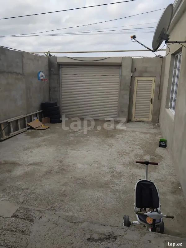 Satılır 4 otaqlı həyət evi