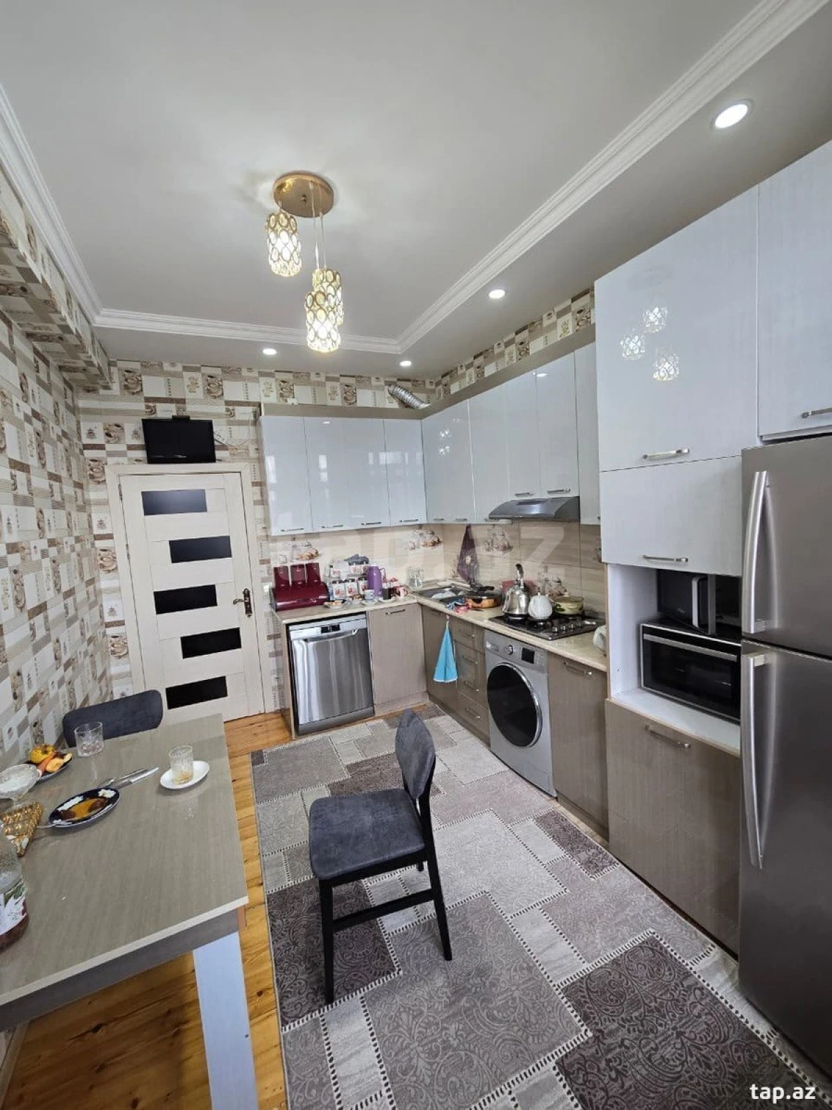 Satılır 3 otaqlı yeni tikili 105 m²