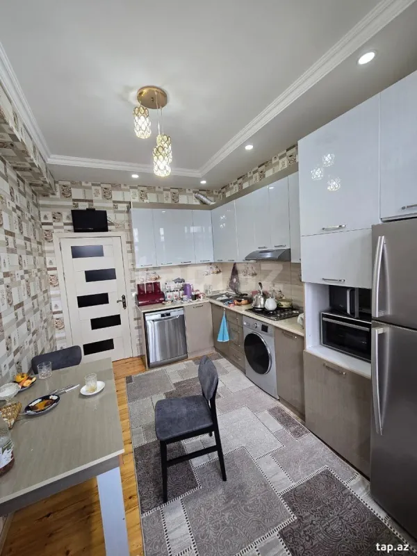 Satılır 3 otaqlı yeni tikili 105 m²