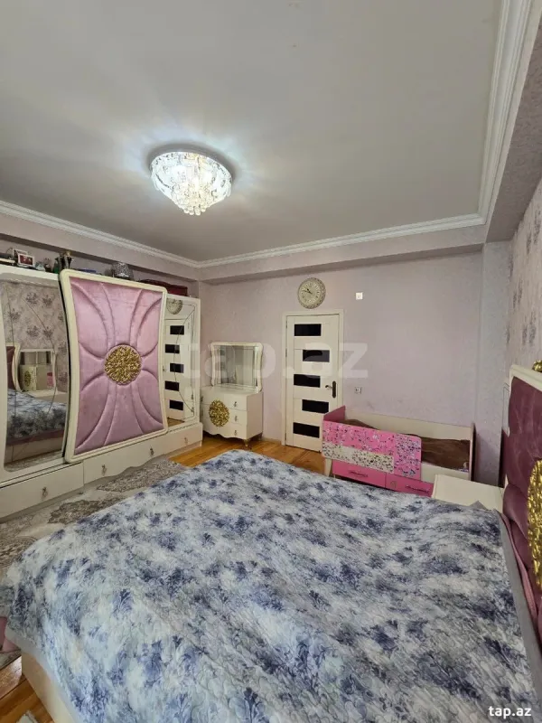 Satılır 3 otaqlı yeni tikili 105 m²