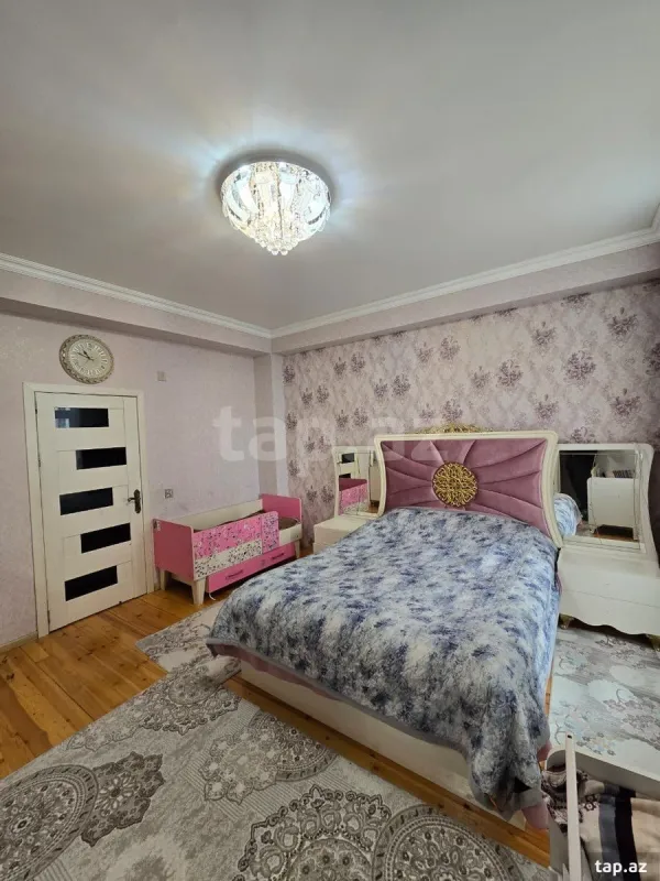 Satılır 3 otaqlı yeni tikili 105 m²