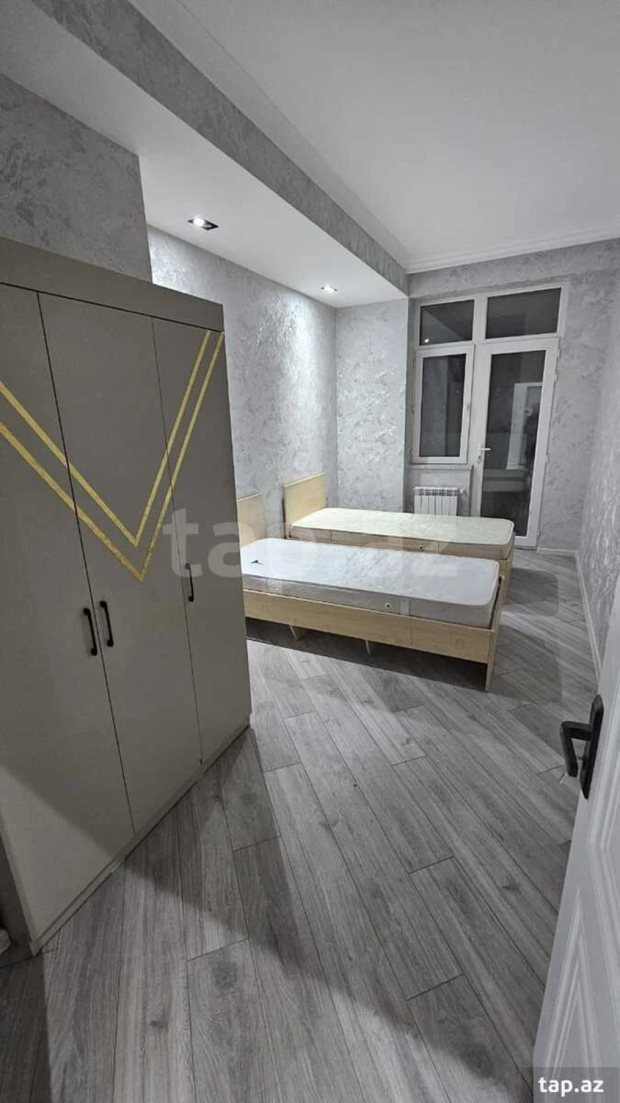 Kirayə verilir 3 otaqlı yeni tikili 80 m²