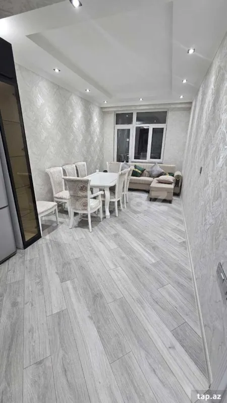 Kirayə verilir 3 otaqlı yeni tikili 80 m²