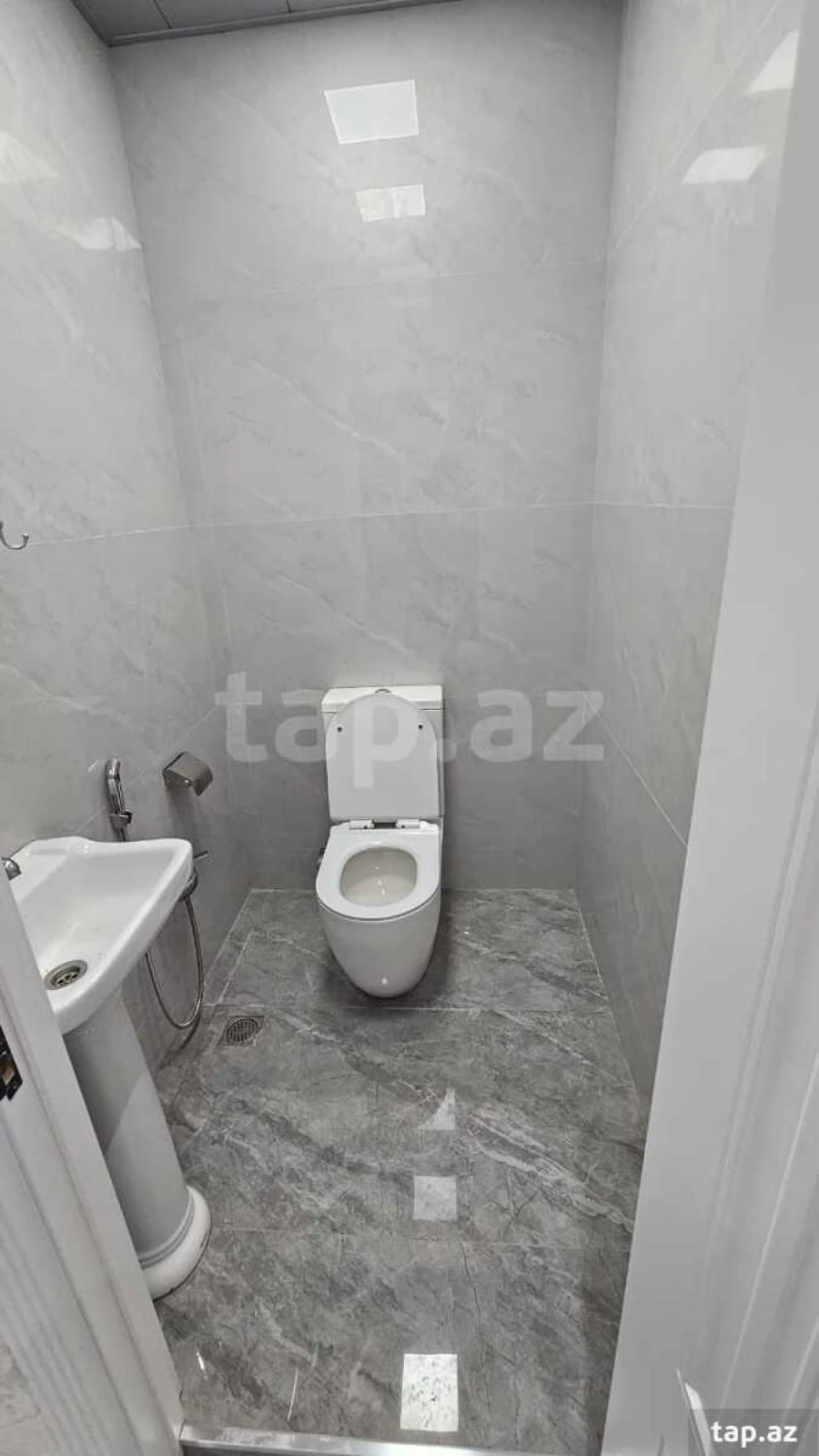 Kirayə verilir 3 otaqlı yeni tikili 80 m²