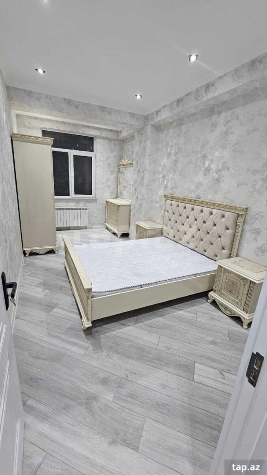 Kirayə verilir 3 otaqlı yeni tikili 80 m²
