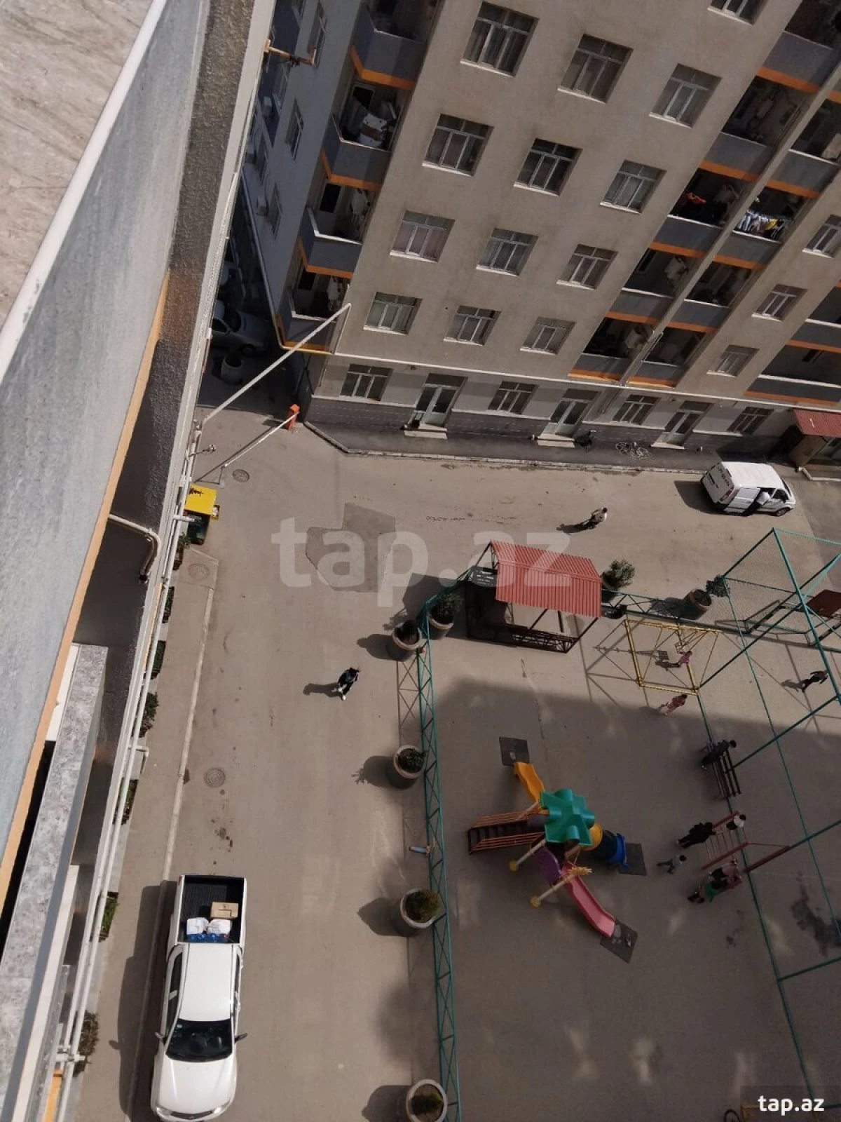 Kirayə verilir 2 otaqlı yeni tikili 70 m²