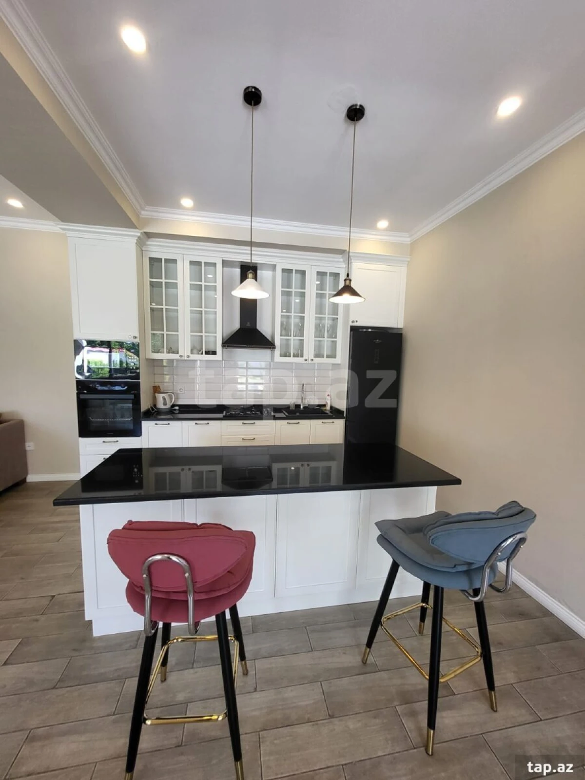 Kirayə verilir 4 otaqlı həyət evi