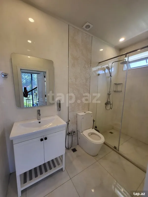 Kirayə verilir 4 otaqlı həyət evi