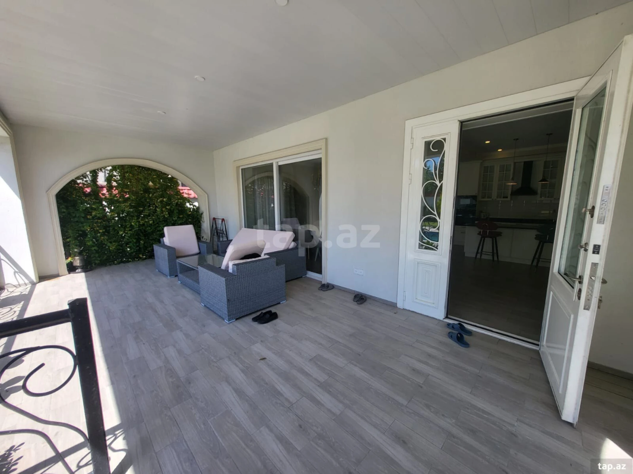 Kirayə verilir 4 otaqlı həyət evi