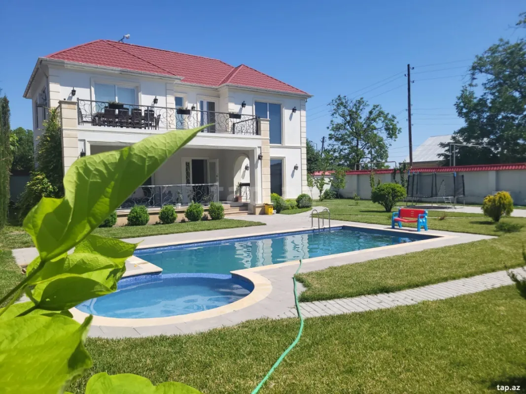 Kirayə verilir 4 otaqlı həyət evi