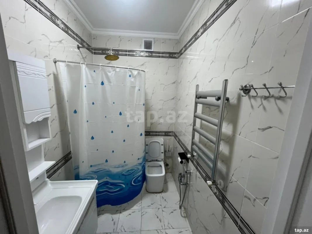 Kirayə verilir 2 otaqlı yeni tikili 65 m²