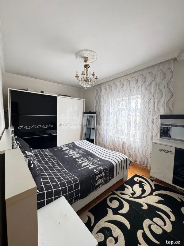 Satılır 3 otaqlı həyət evi