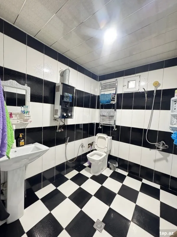 Satılır 3 otaqlı həyət evi