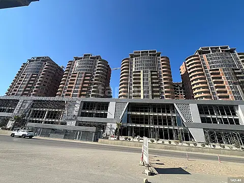 Satılır 2 otaqlı yeni tikili 79 m²