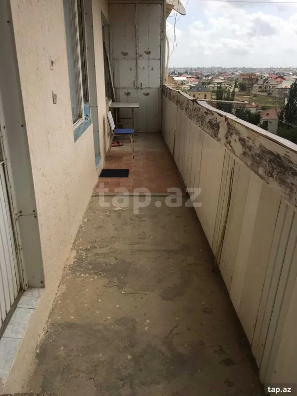 Satılır 4 otaqlı mənzil 105 m²