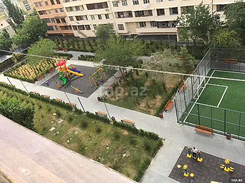 Satılır 4 otaqlı mənzil 105 m² — Bakı, Bakıxanov qəs. 4 otaq 105.00 m²