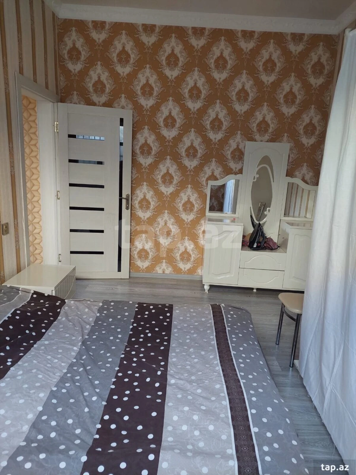 Satılır 4 otaqlı həyət evi