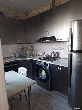 Satılır 4 otaqlı həyət evi