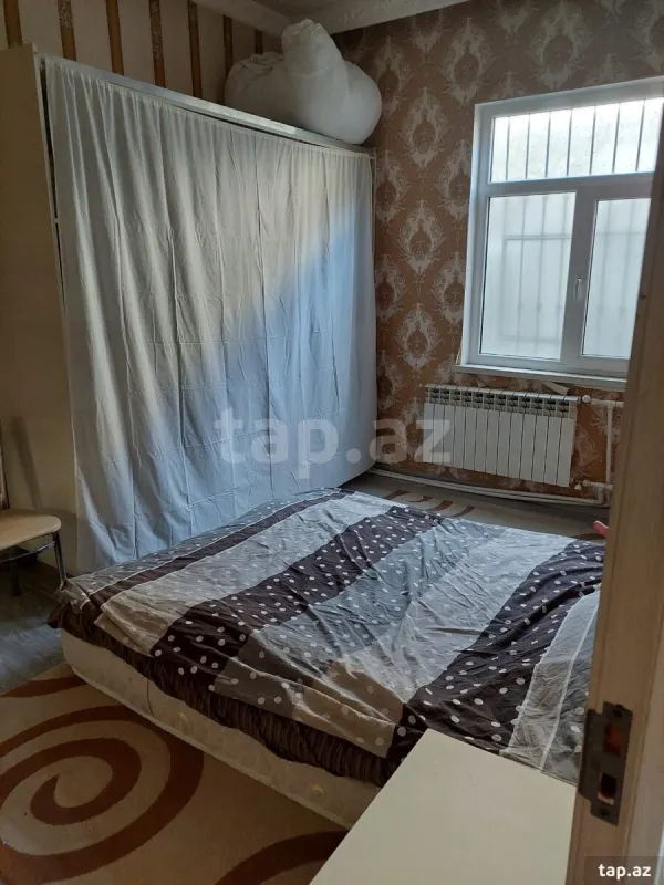 Satılır 4 otaqlı həyət evi