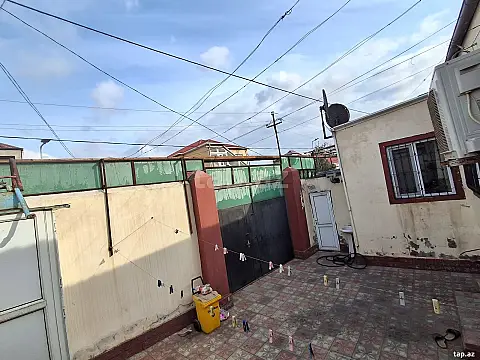 Satılır 4 otaqlı həyət evi