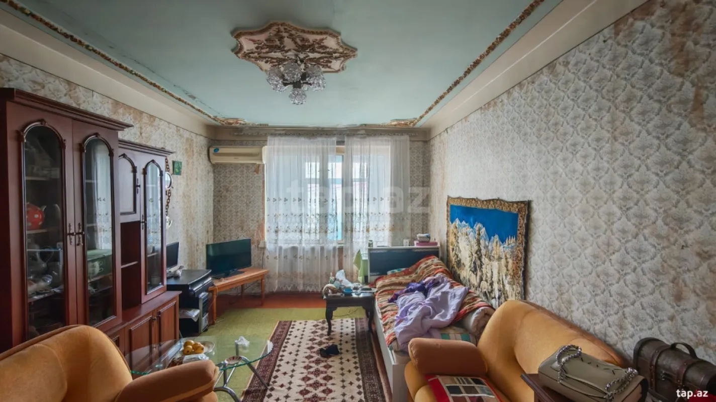 Satılır 3 otaqlı mənzil 76 m²