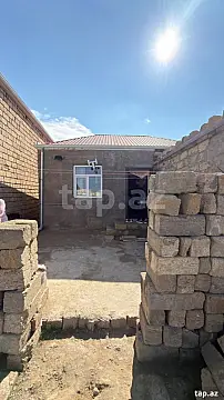 Satılır 3 otaqlı həyət evi