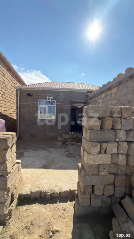 Satılır 3 otaqlı həyət evi