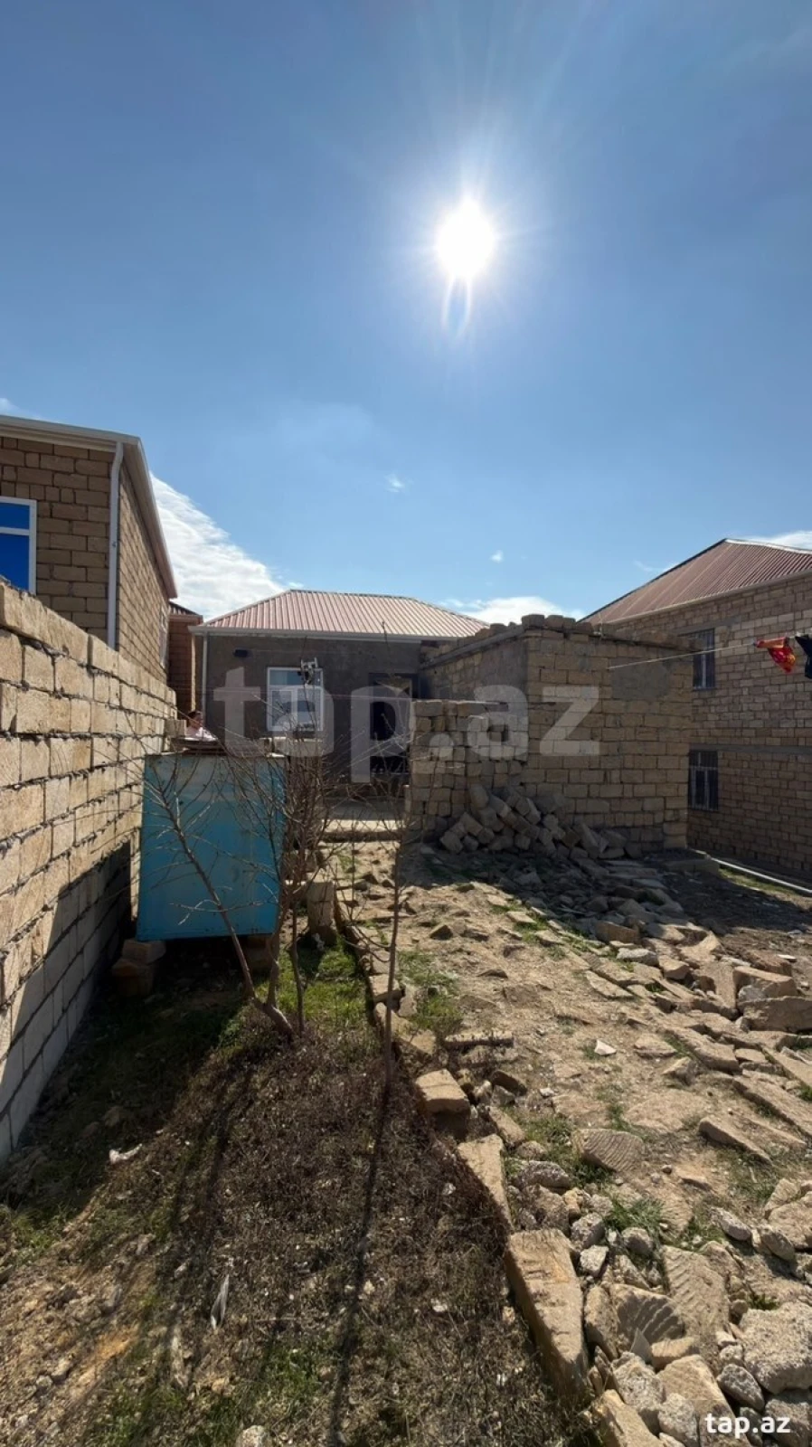 Satılır 3 otaqlı həyət evi