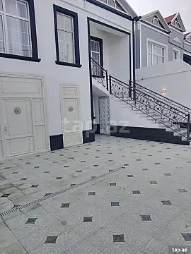 Satılır 4 otaqlı həyət evi