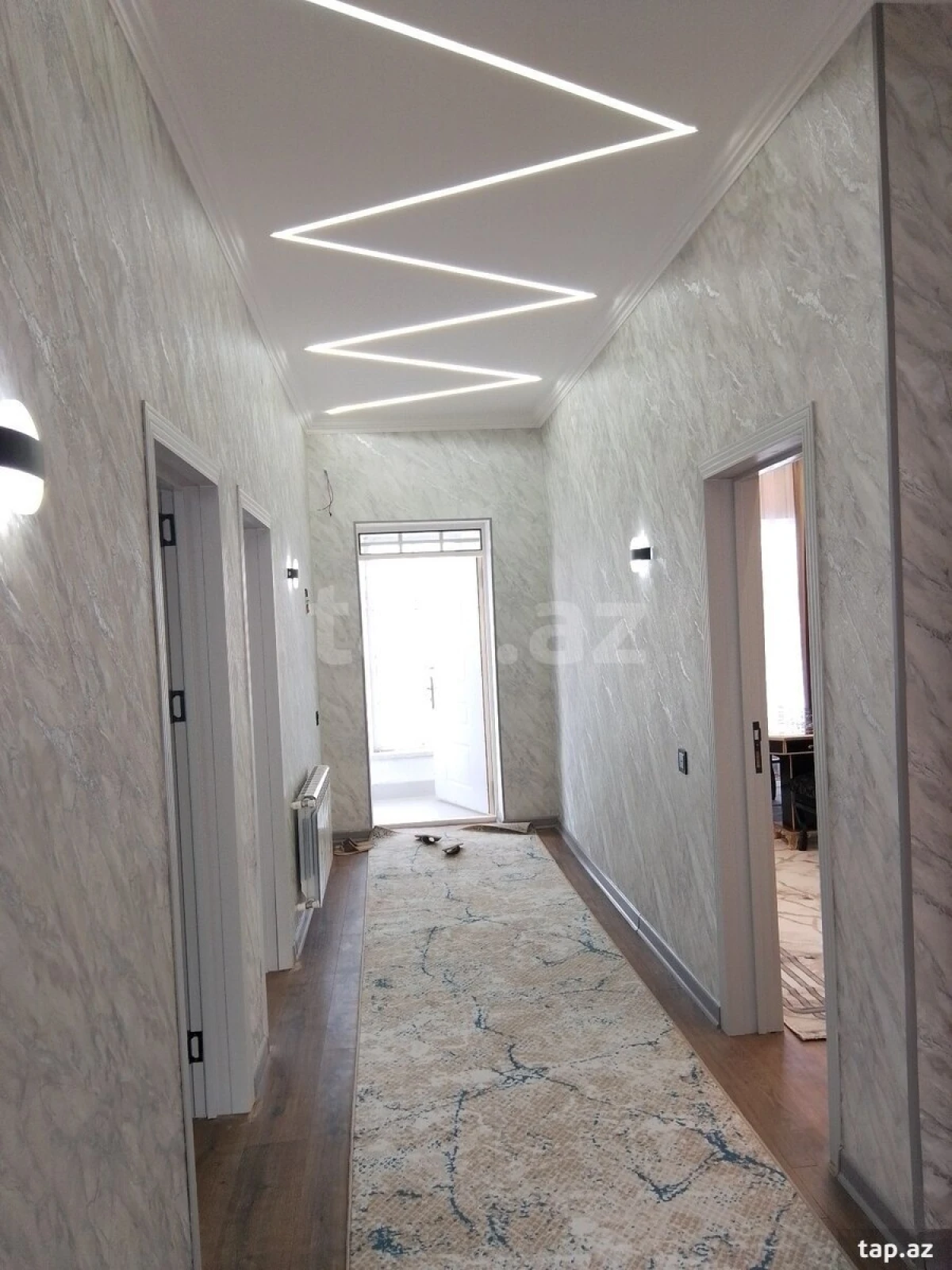 Satılır 4 otaqlı həyət evi