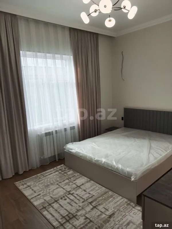 Satılır 4 otaqlı həyət evi