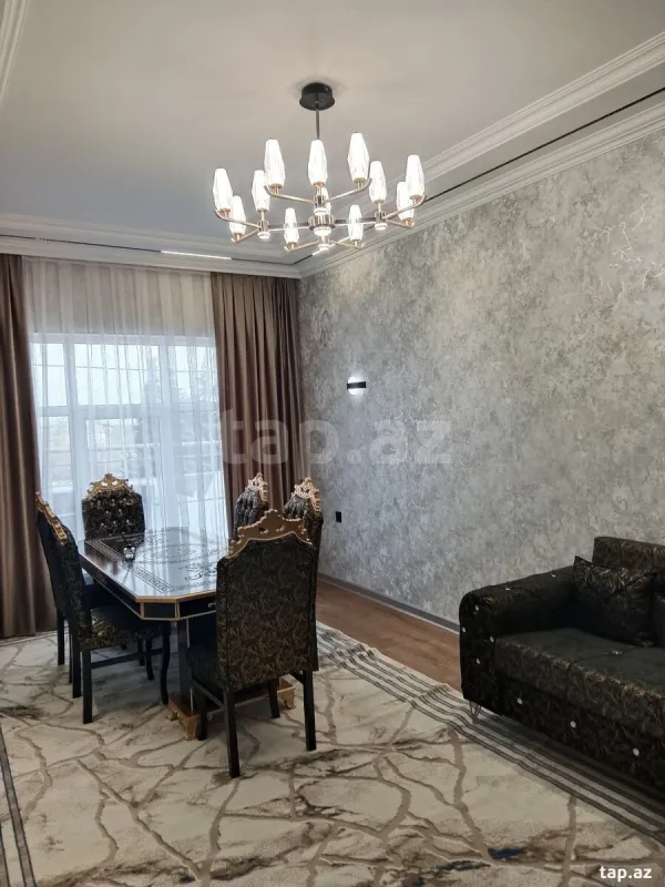 Satılır 4 otaqlı həyət evi