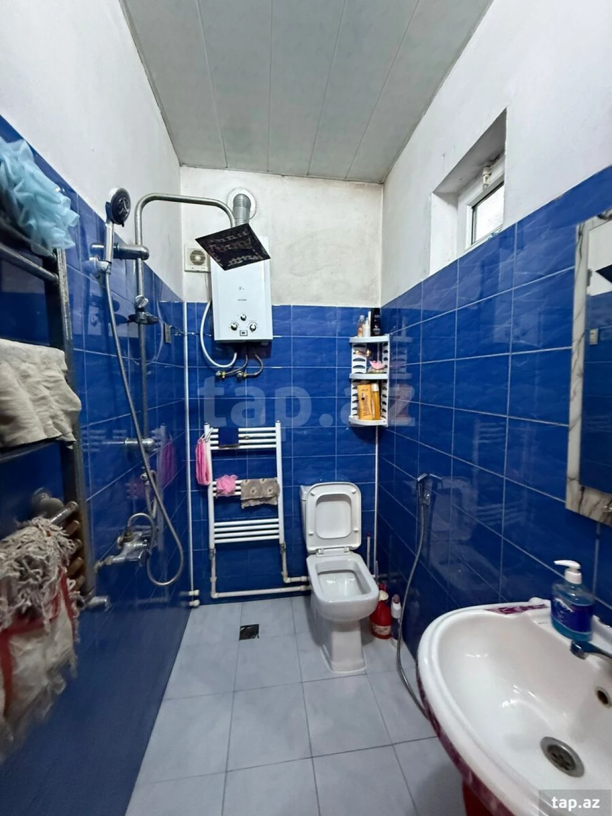 Satılır 5 otaqlı həyət evi