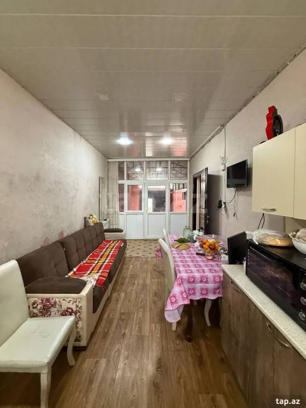 Satılır 5 otaqlı həyət evi